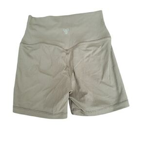 Aritzia Bike Shorts 6